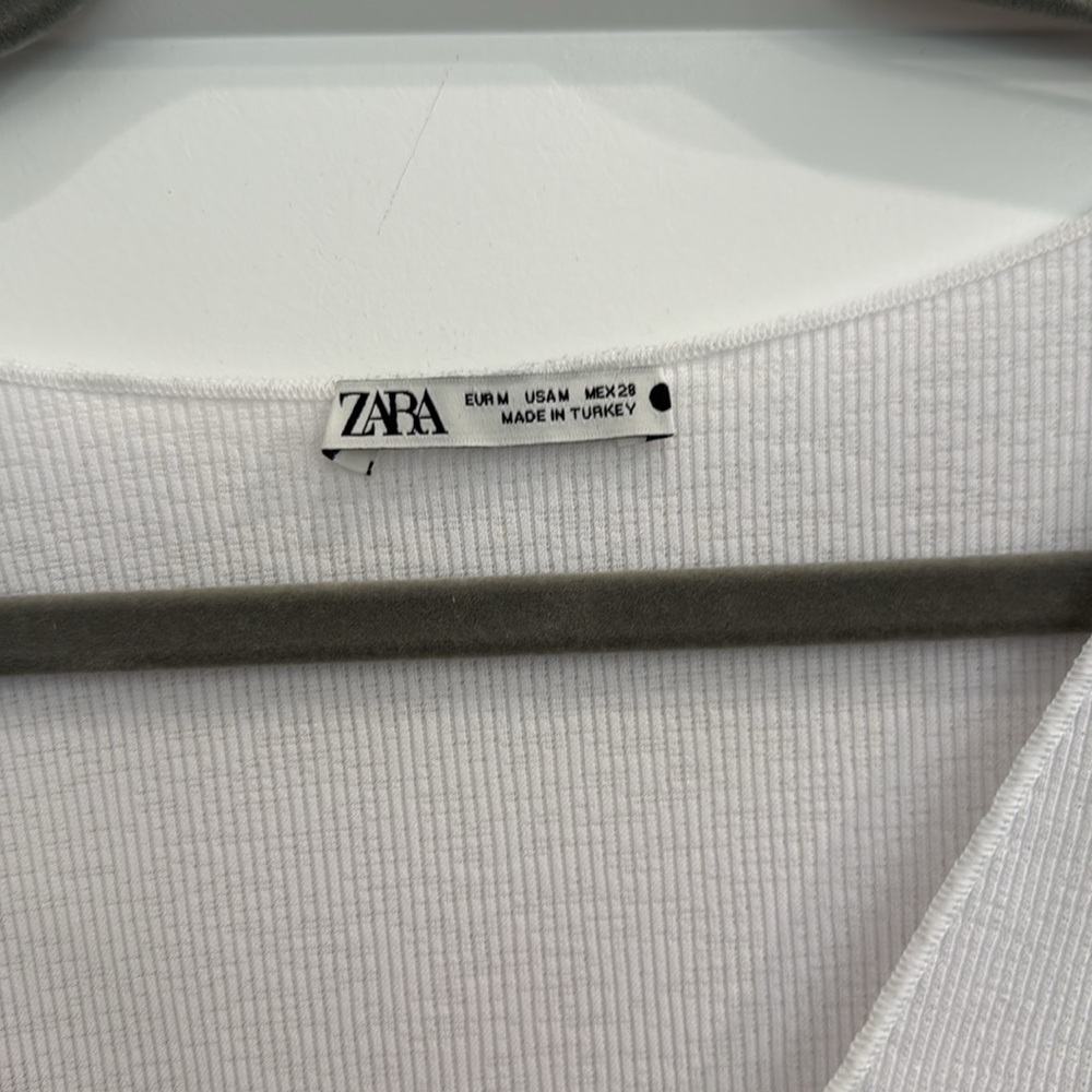 Zara Ribber T-Shirt - Picture 2 of 3